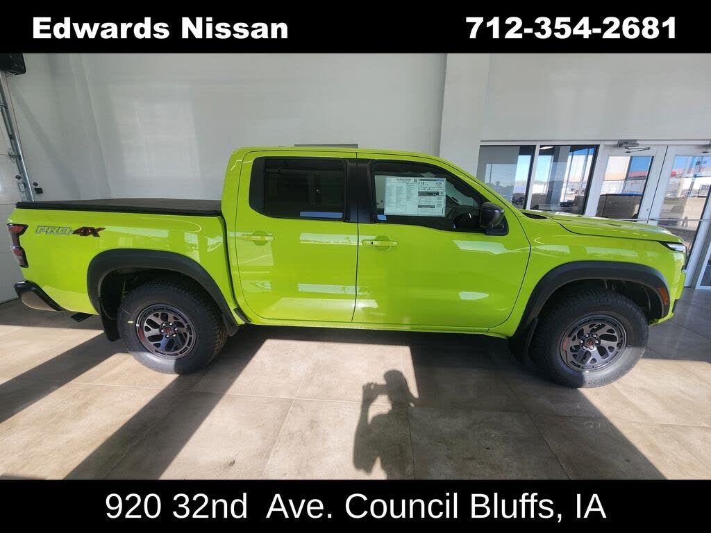 2026 Nissan Frontier PRO-4X Crew Cab 4WD