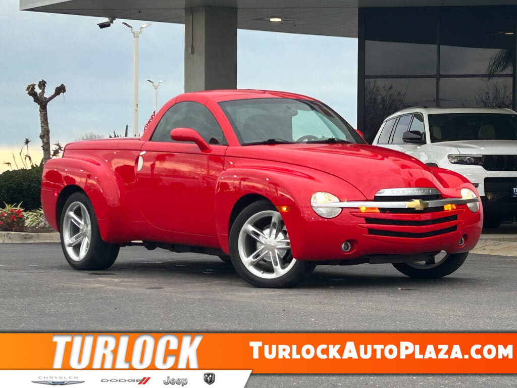 2003 Chevrolet SSR LS RWD
