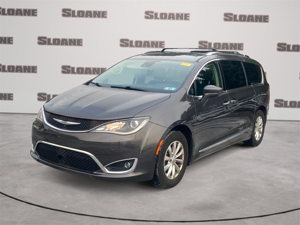 2018 Chrysler Pacifica Touring L Plus FWD