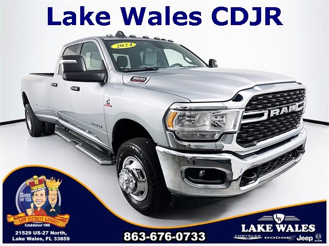 2024 RAM 3500 Big Horn Crew Cab LB DRW 4WD