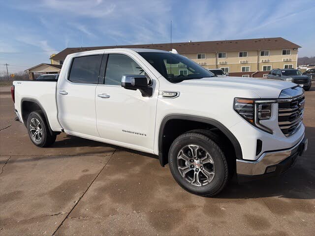 2026 GMC Sierra 1500 SLT Crew Cab 4WD