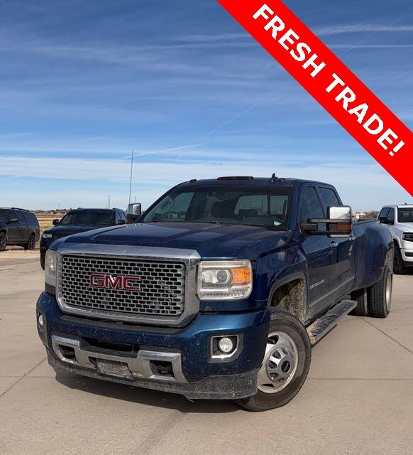 2016 GMC Sierra 3500HD Denali Crew Cab LB DRW 4WD