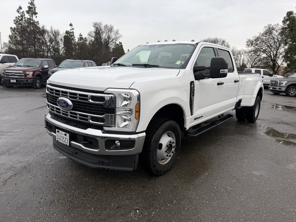 2024 Ford F-350 Super Duty XLT Crew Cab LB DRW 4WD