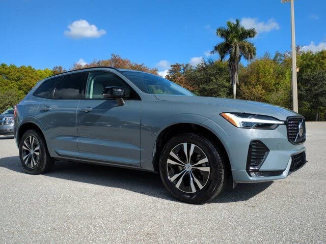 2024 Volvo XC60 B5 Core Dark Theme AWD