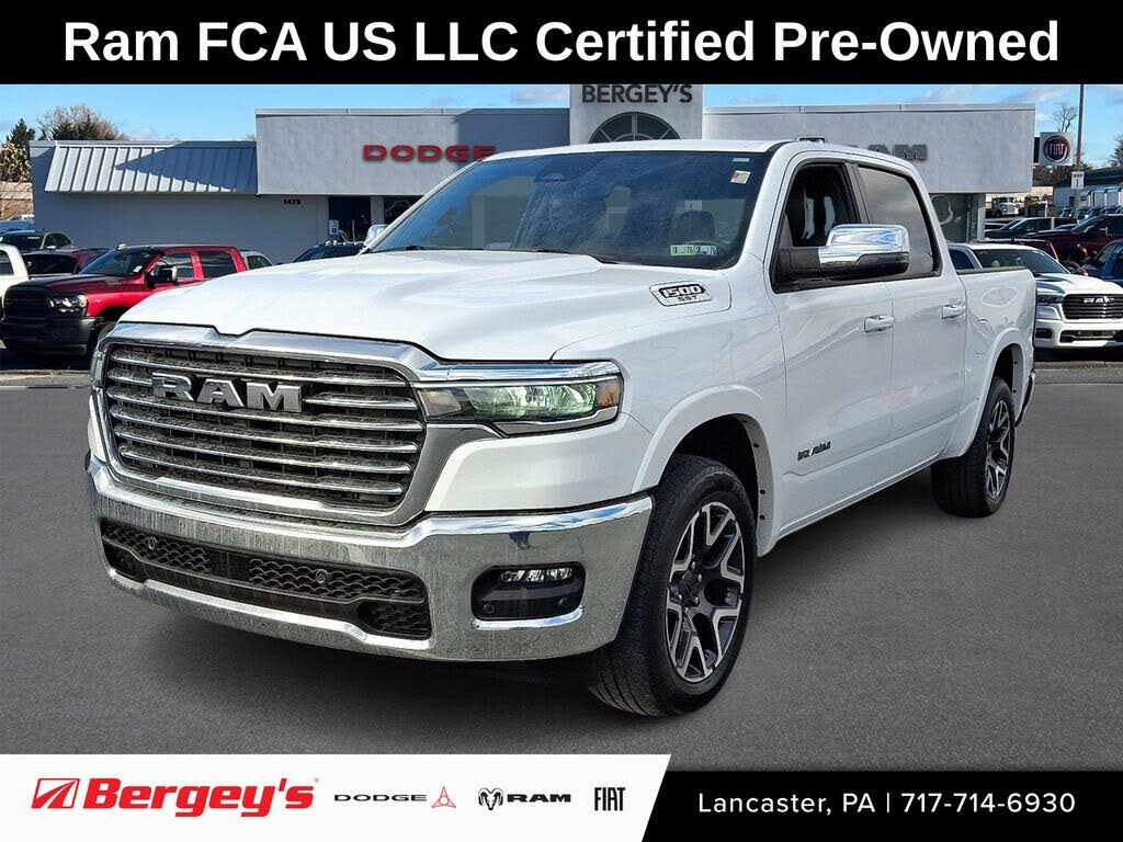 2025 RAM 1500 Laramie Crew Cab 4WD