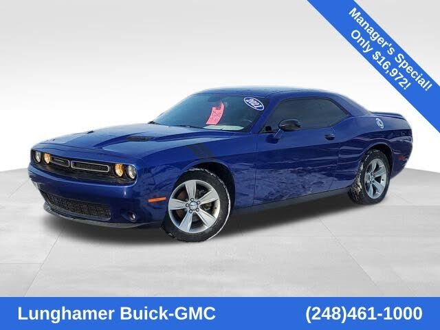 2021 Dodge Challenger SXT RWD