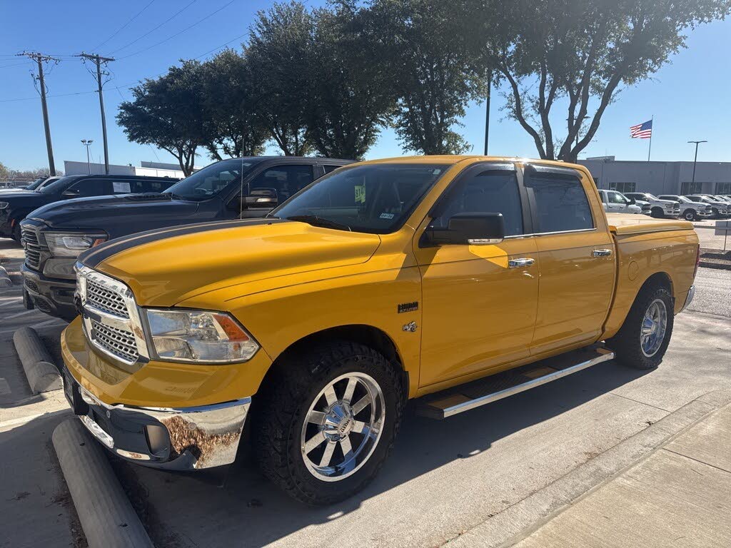 2016 RAM 1500 Lone Star Crew Cab RWD
