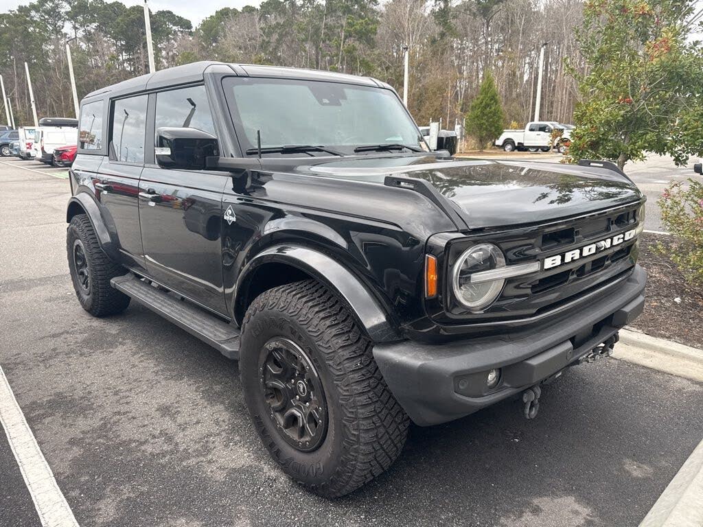 2022 Ford Bronco Outer Banks 4-Door 4WD