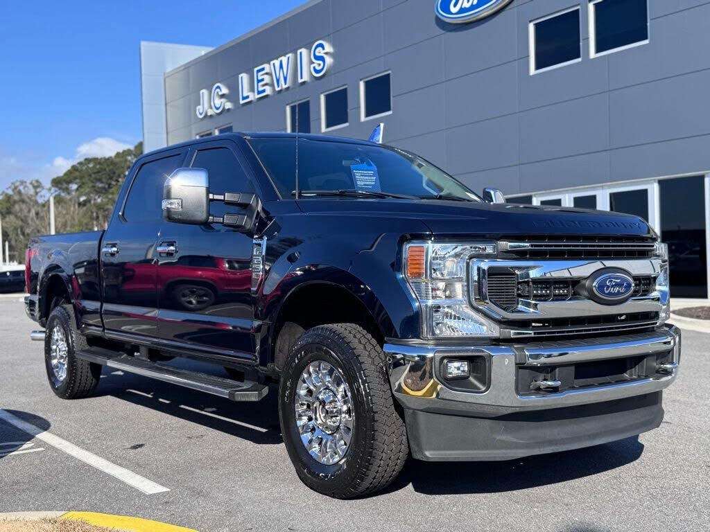 2022 Ford F-250 Super Duty XLT Crew Cab 4WD