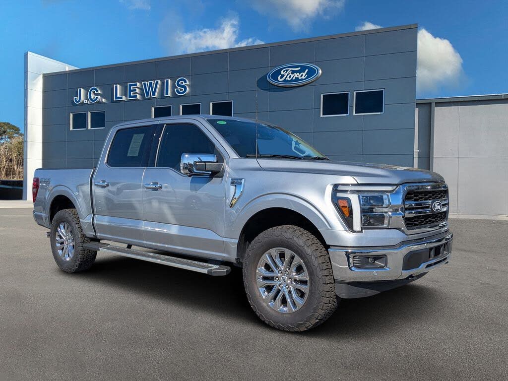 2025 Ford F-150 Lariat SuperCrew 4WD