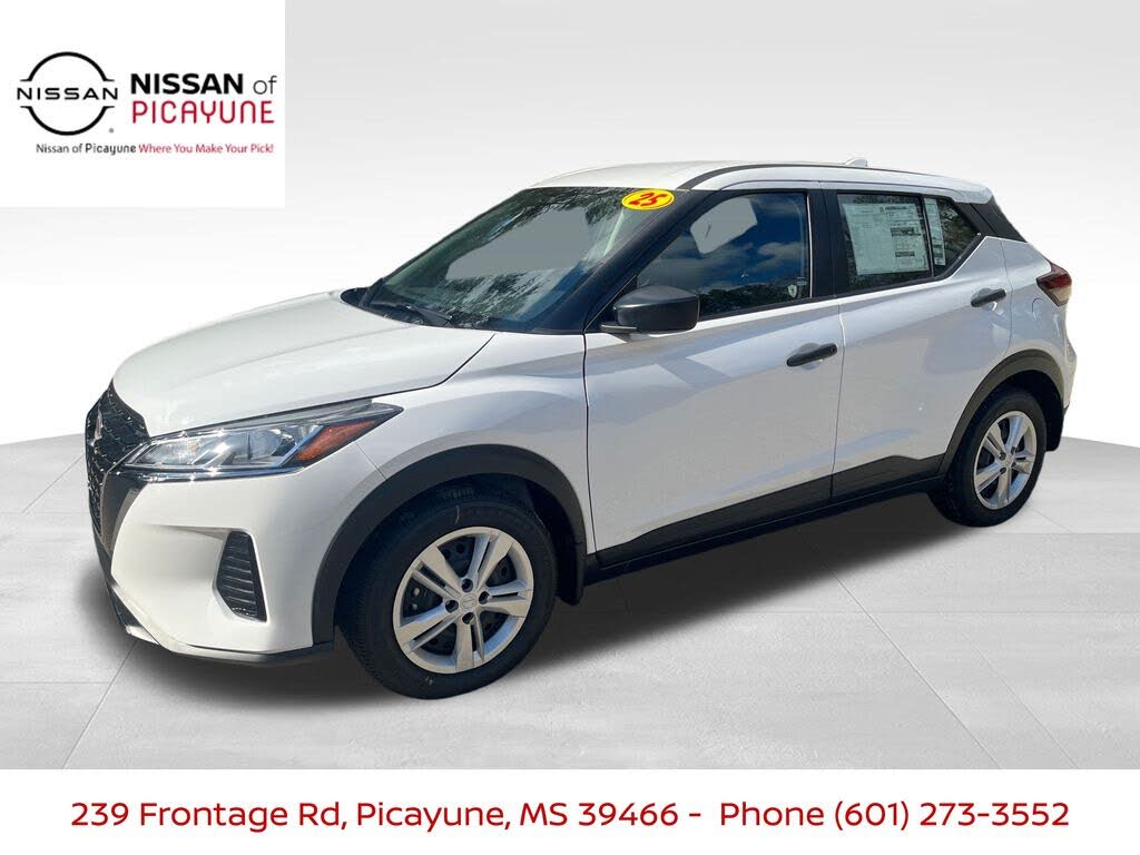 2025 Nissan Kicks Play S FWD