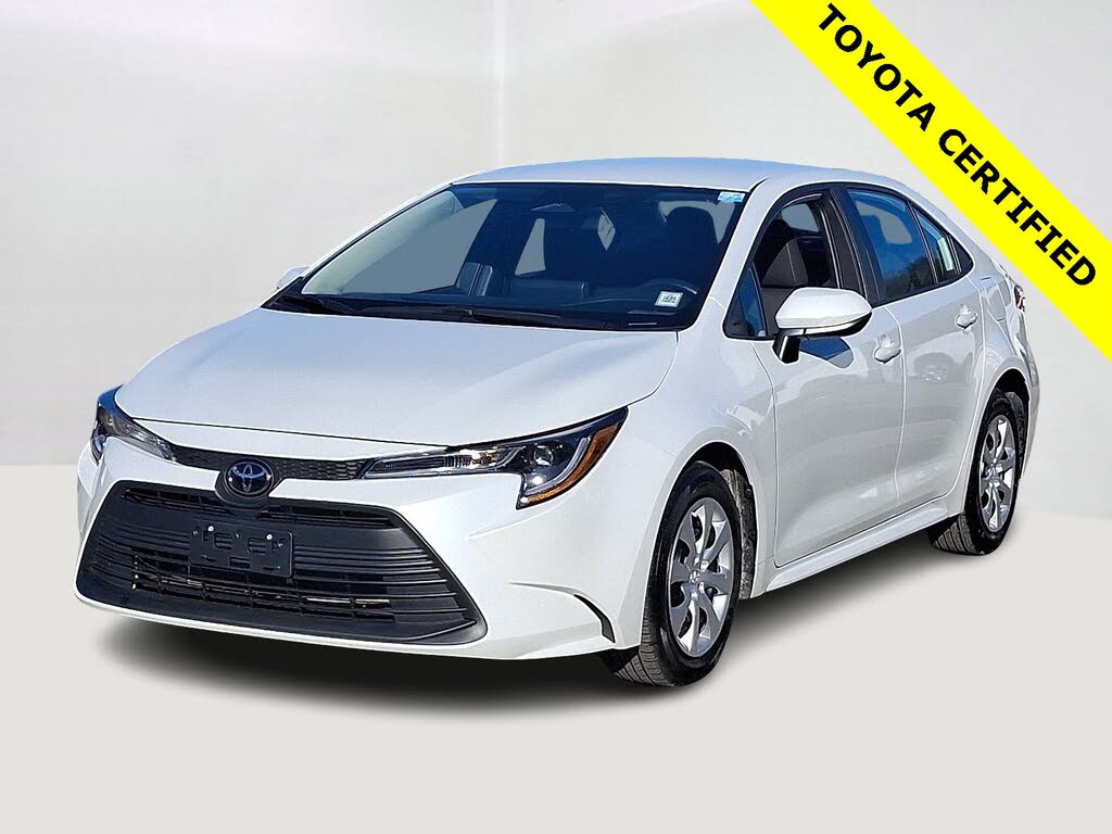 2025 Toyota Corolla LE FWD