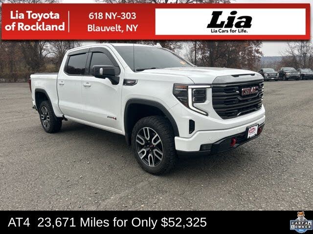 2023 GMC Sierra 1500 AT4 Crew Cab 4WD