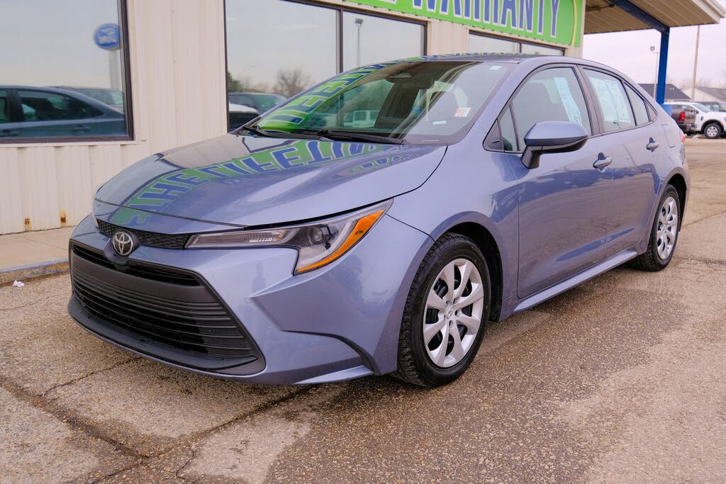 2023 Toyota Corolla LE FWD