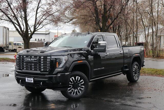 2025 GMC Sierra 2500HD Denali Ultimate Crew Cab 4WD