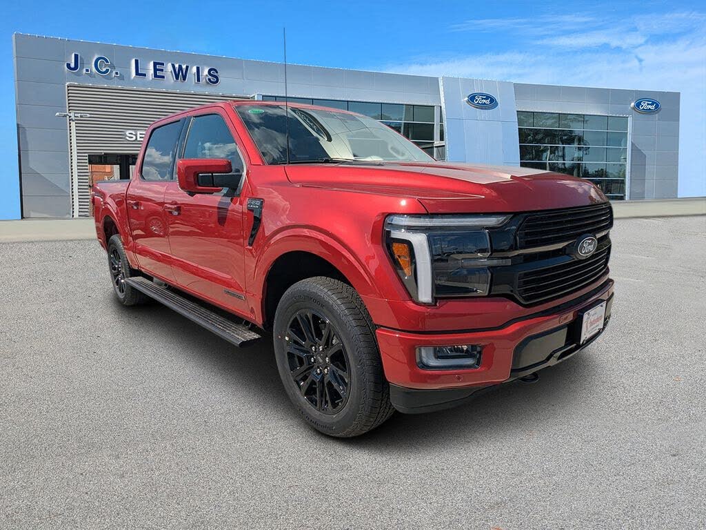 2025 Ford F-150 Platinum SuperCrew 4WD
