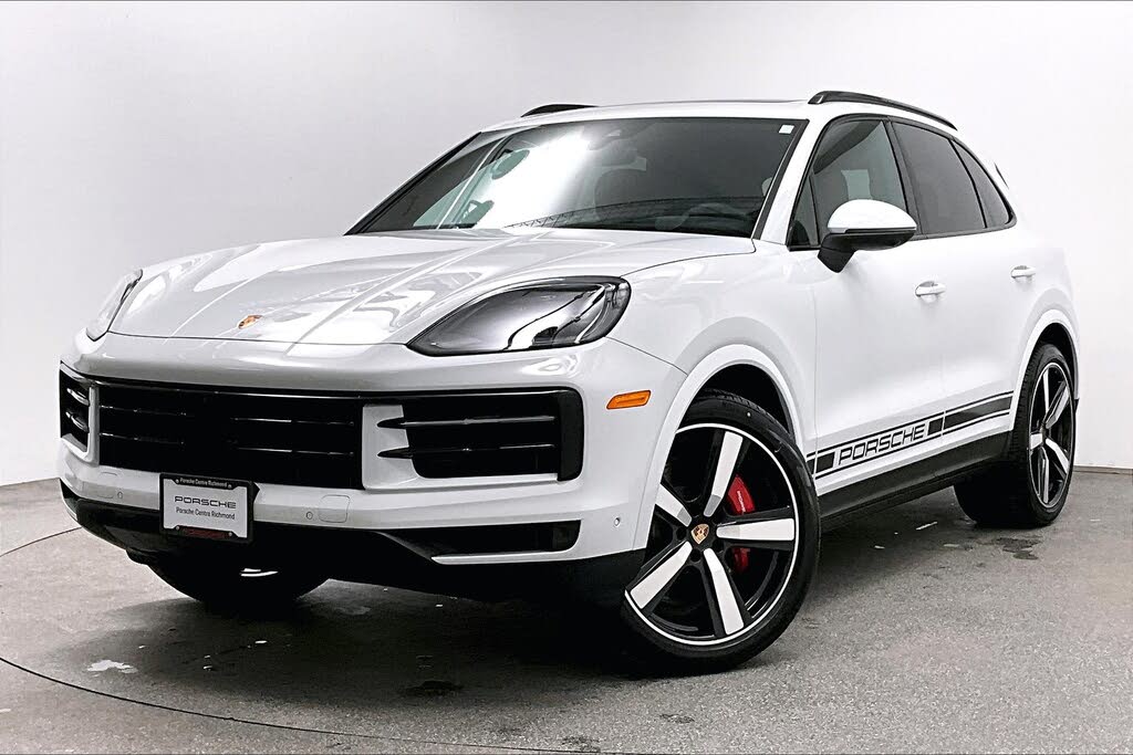 2025 Porsche Cayenne S AWD