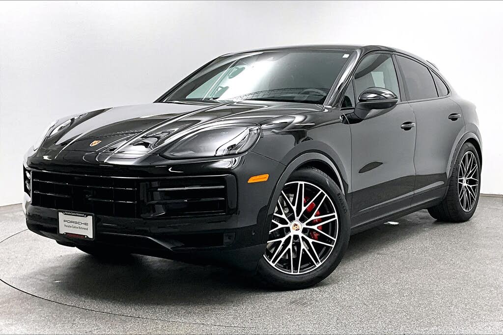 Porsche Cayenne Coupe S AWD 2025