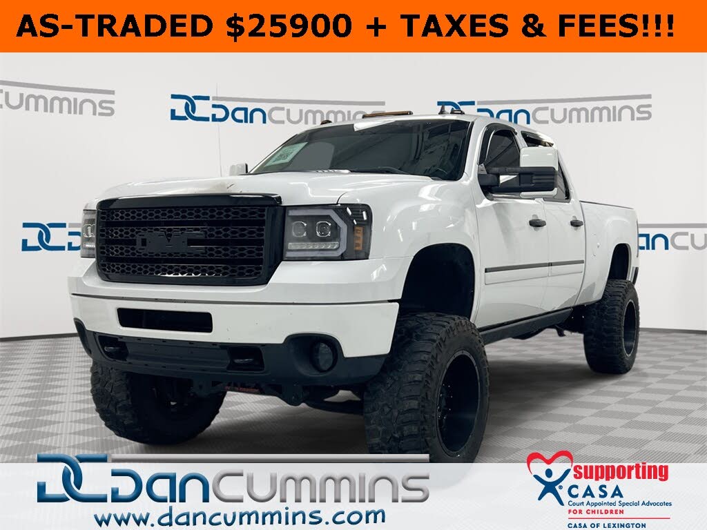 2014 GMC Sierra 2500HD Denali Crew Cab SB 4WD