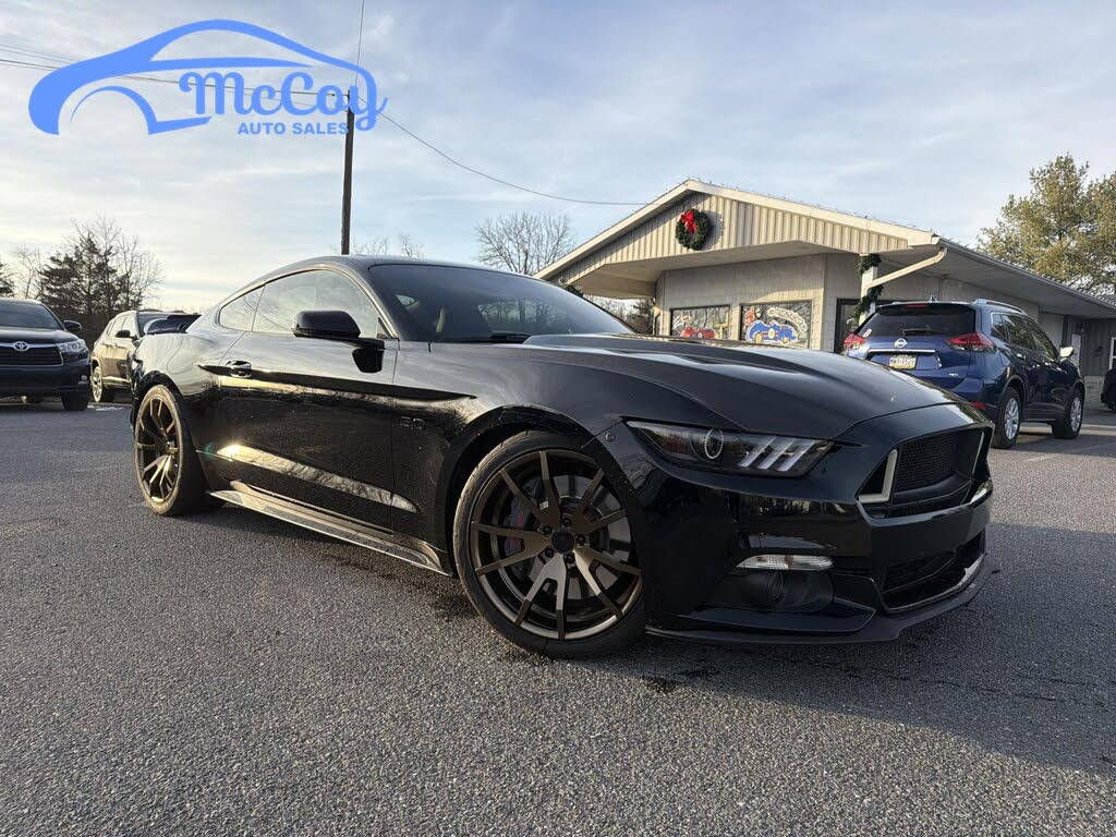 2015 Ford Mustang GT Premium Coupe RWD