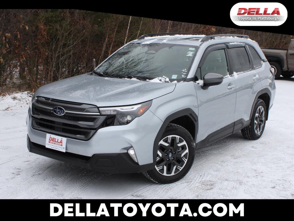 2025 Subaru Forester Premium Crossover AWD