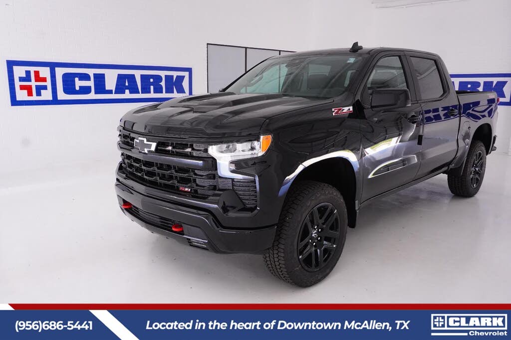 2026 Chevrolet Silverado 1500 LT Trail Boss Crew Cab 4WD