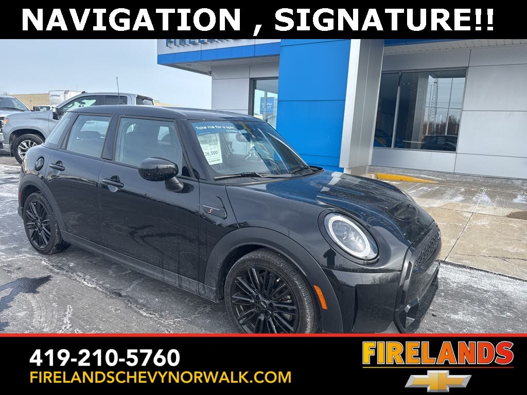 2023 MINI Cooper S 4-Door Hatchback FWD