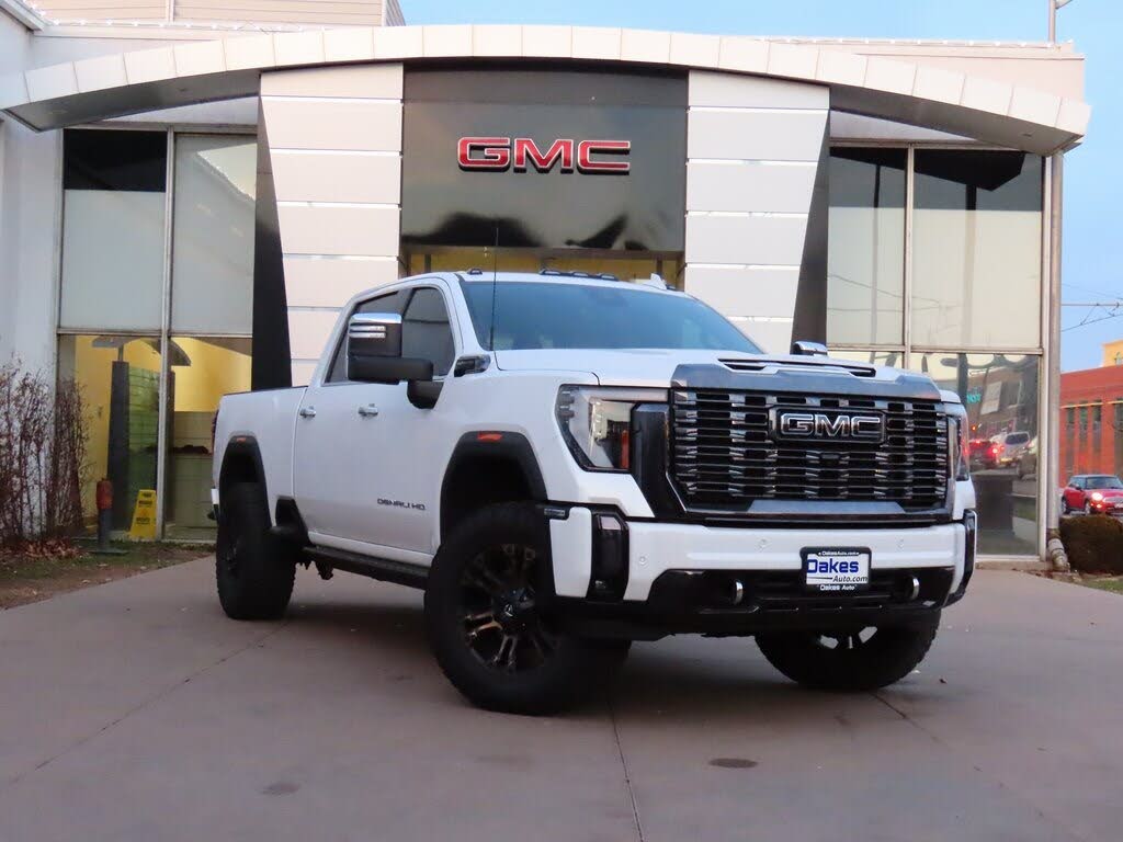 2024 GMC Sierra 3500HD Denali Ultimate Crew Cab 4WD