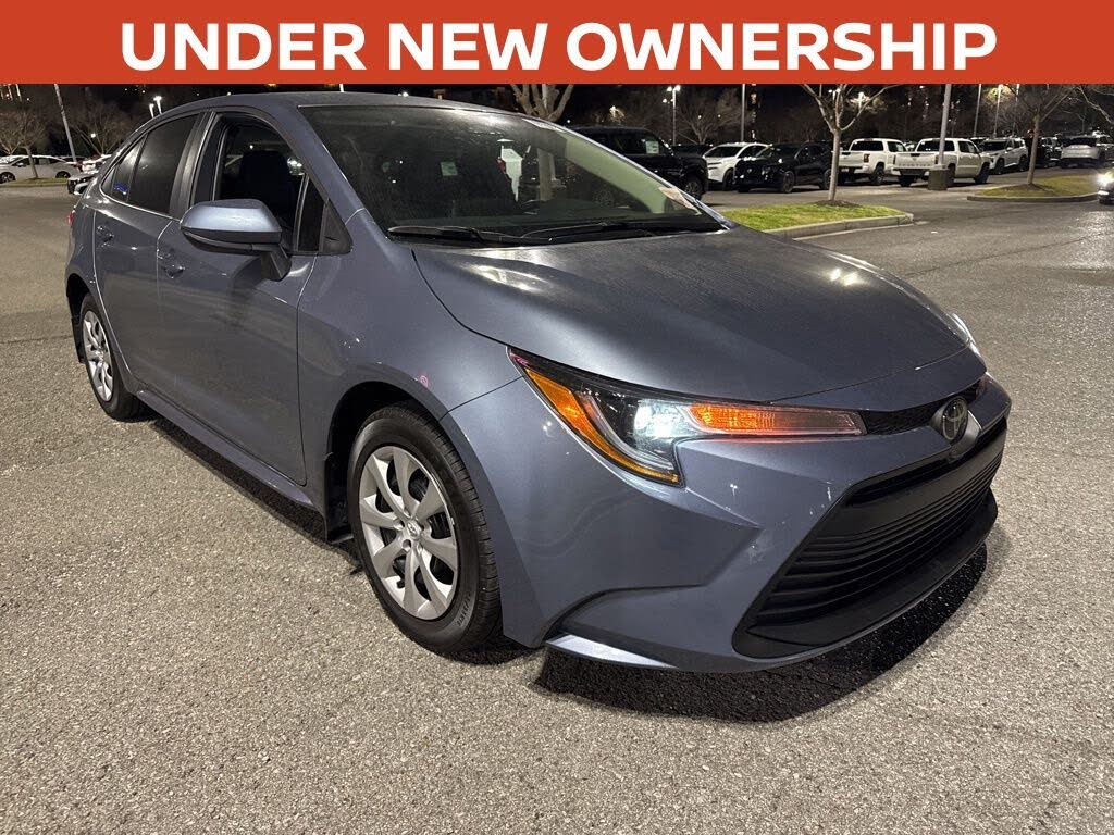 2025 Toyota Corolla LE FWD