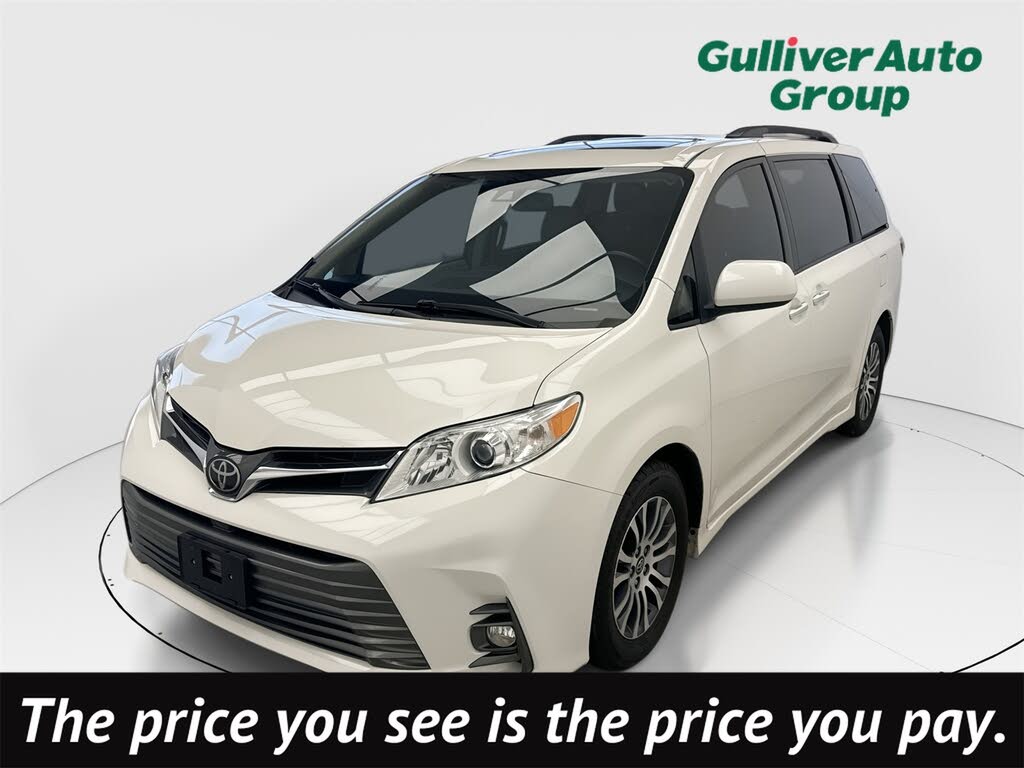 2018 Toyota Sienna XLE 7-Passenger FWD with Auto-Access Seat