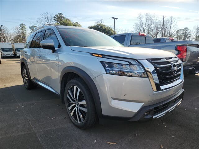 2023 Nissan Pathfinder Platinum 4WD