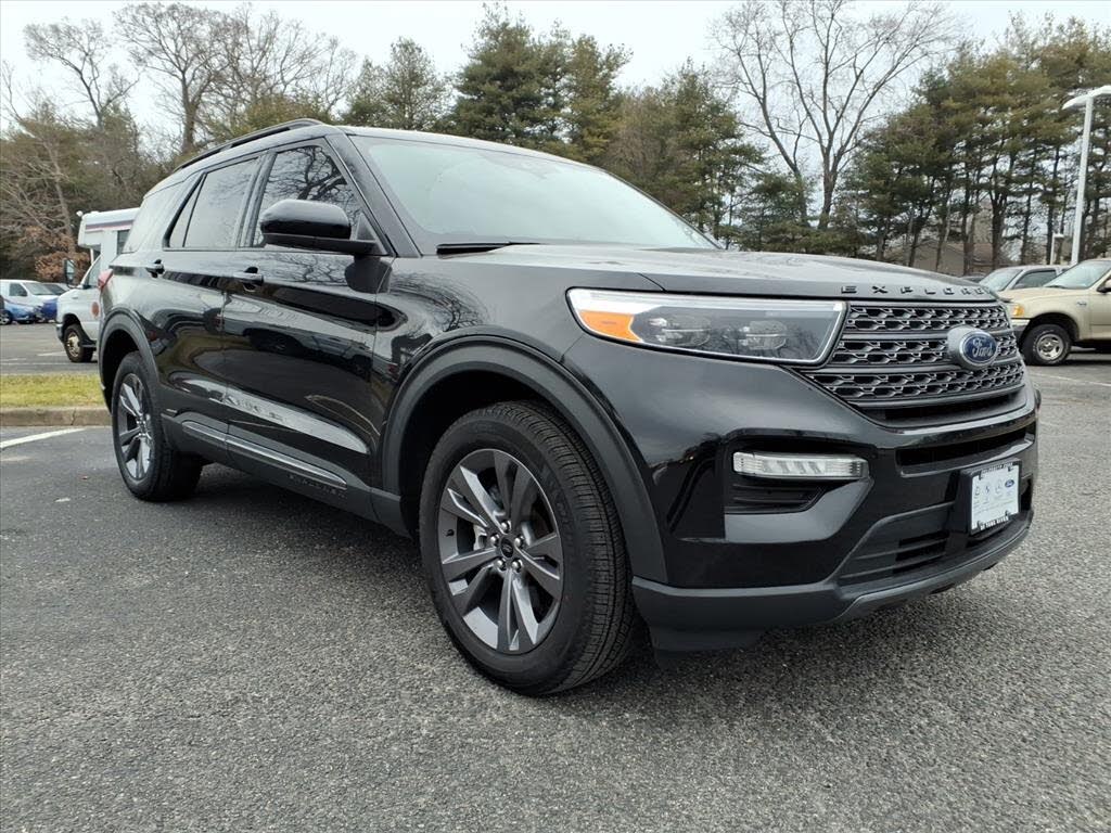 2024 Ford Explorer XLT AWD