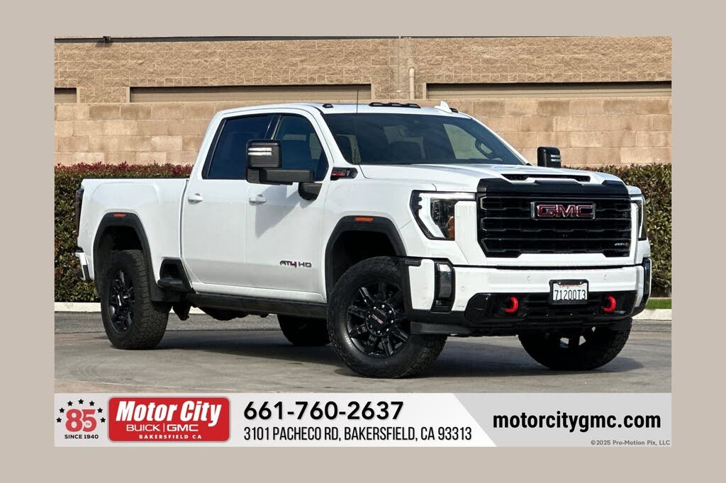 2024 GMC Sierra 2500HD AT4 Crew Cab 4WD