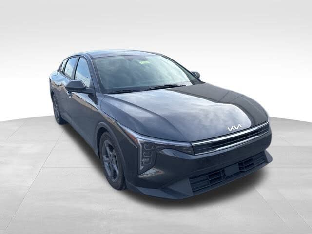 2025 Kia K4 LXS FWD