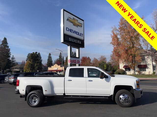2017 Chevrolet Silverado 3500HD LTZ Crew Cab 4WD