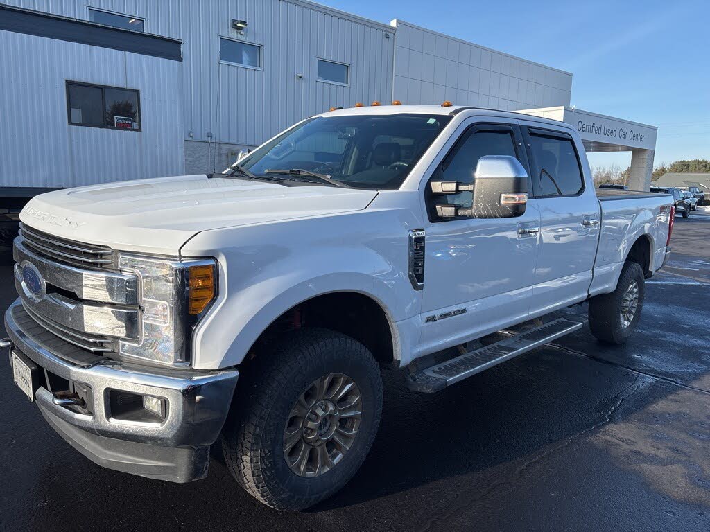 2017 Ford F-250 Super Duty Lariat Crew Cab 4WD