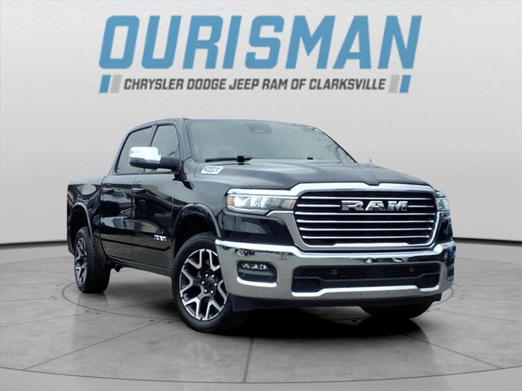 2025 RAM 1500 Laramie Crew Cab 4WD