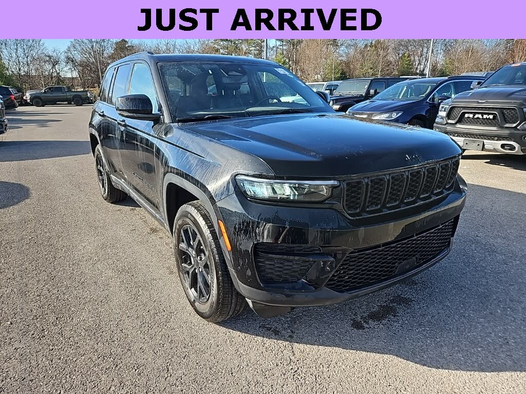 2024 Jeep Grand Cherokee Altitude 4WD