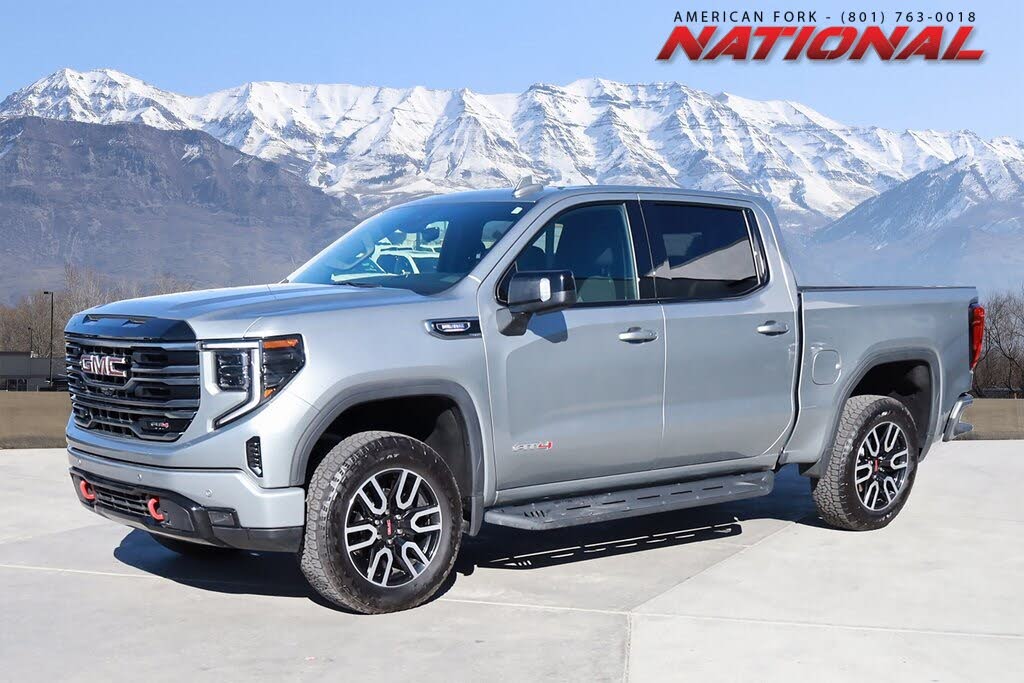 2025 GMC Sierra 1500 AT4 Crew Cab 4WD