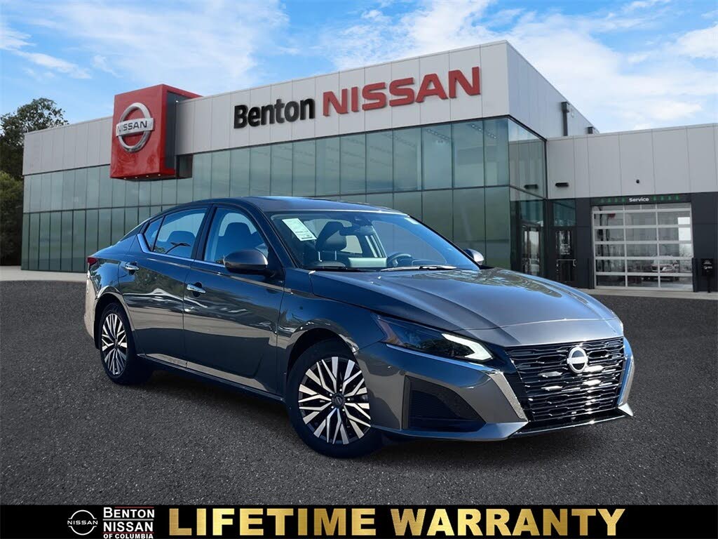 2025 Nissan Altima 2.5 SV FWD