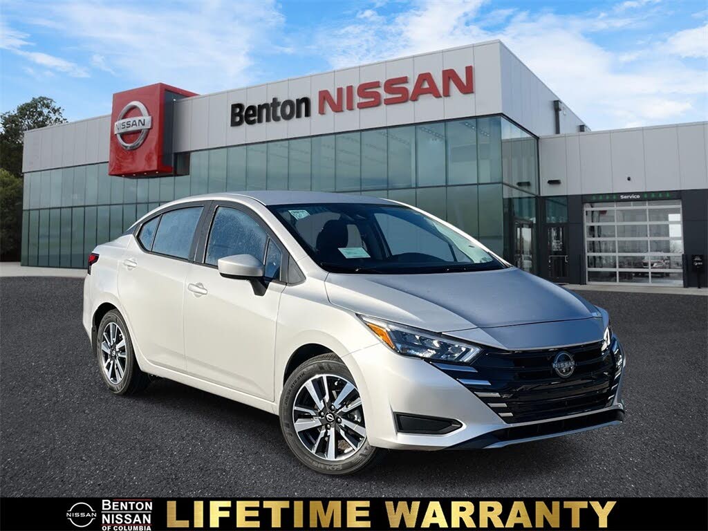 2025 Nissan Versa SV FWD
