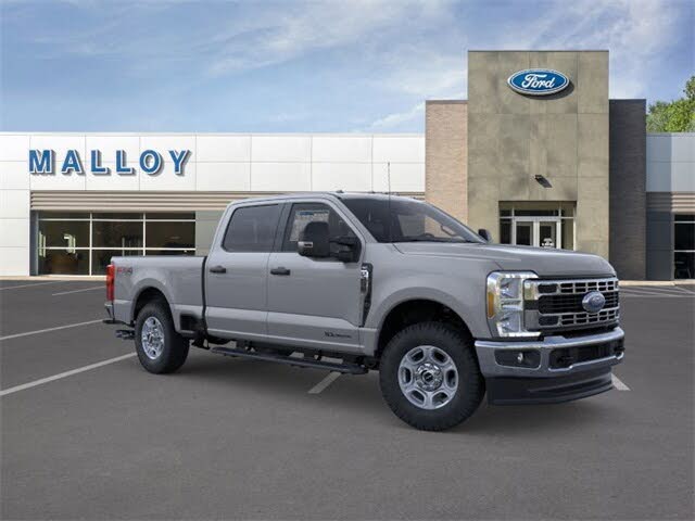 2026 Ford F-250 Super Duty XLT Crew Cab 4WD