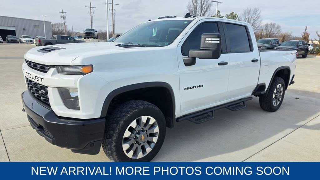 2023 Chevrolet Silverado 2500HD Custom Crew Cab 4WD