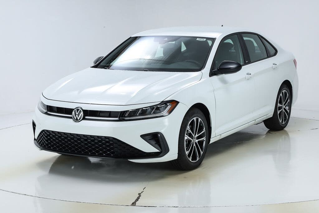 2025 Volkswagen Jetta Sport FWD