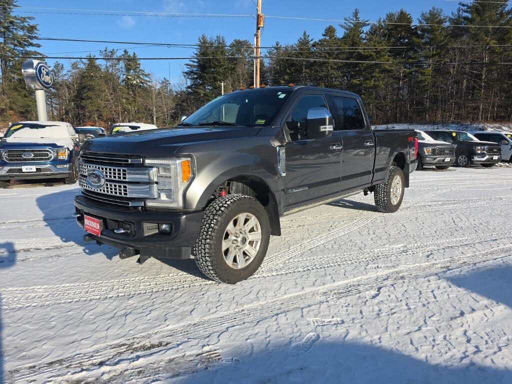 2017 Ford F-250 Super Duty Platinum Crew Cab 4WD