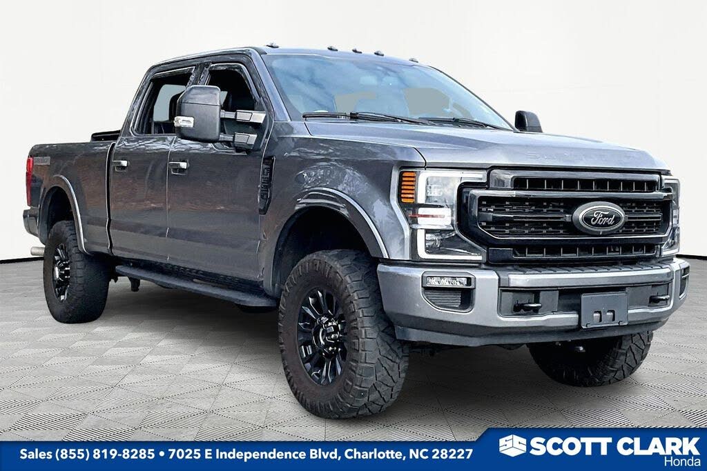 2022 Ford F-350 Super Duty Lariat Crew Cab 4WD