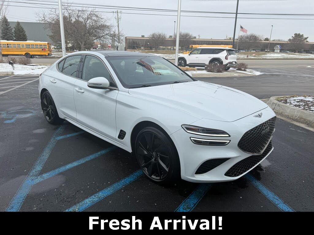 2023 Genesis G70 2.0T RWD