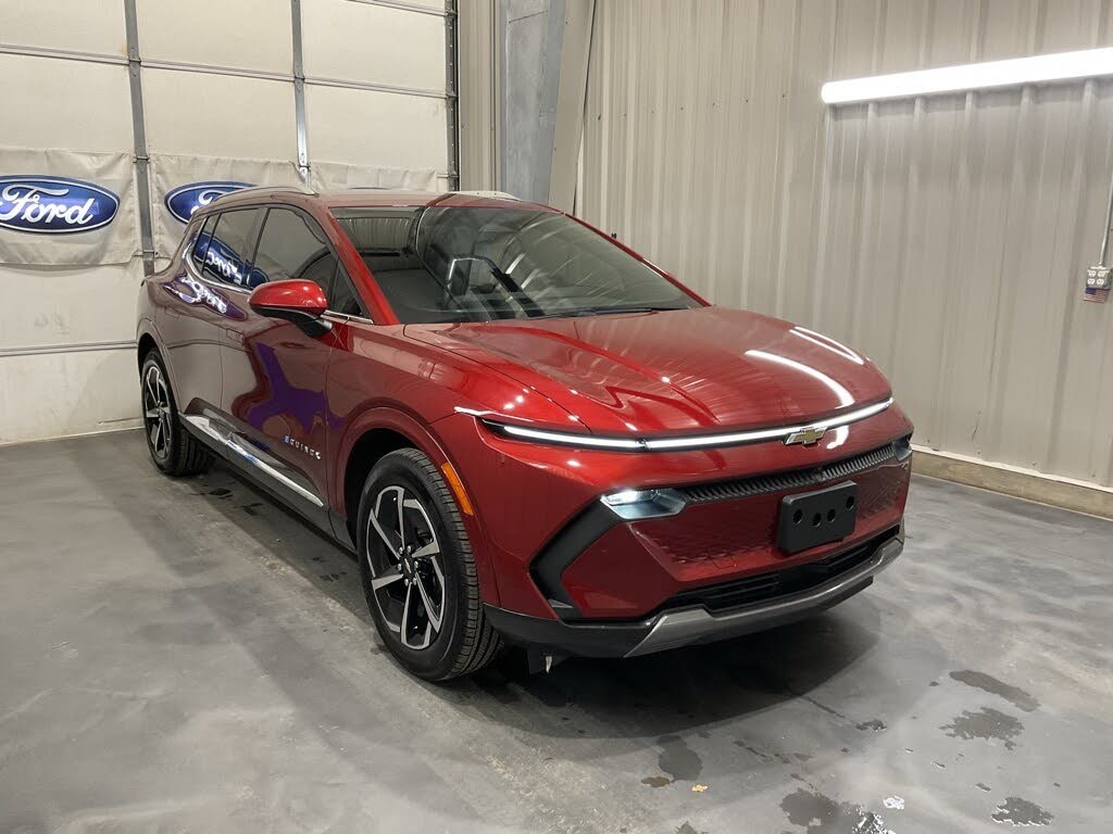 2024 Chevrolet Equinox EV LT with 2LT FWD