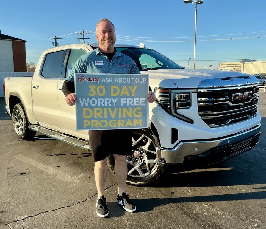 2024 GMC Sierra 1500 SLT Crew Cab 4WD