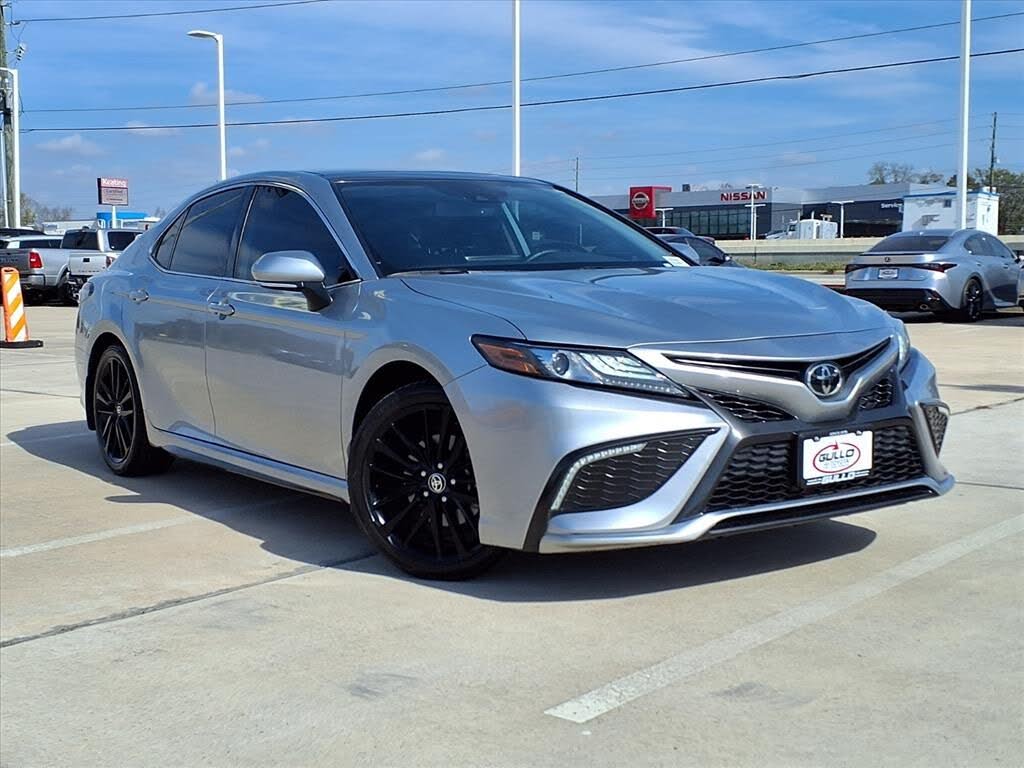 2024 Toyota Camry XSE FWD